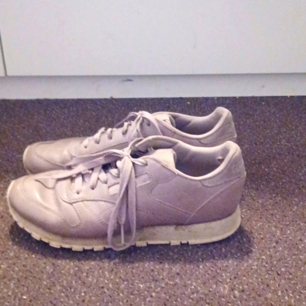 Reebok classic leather lilac size 8
